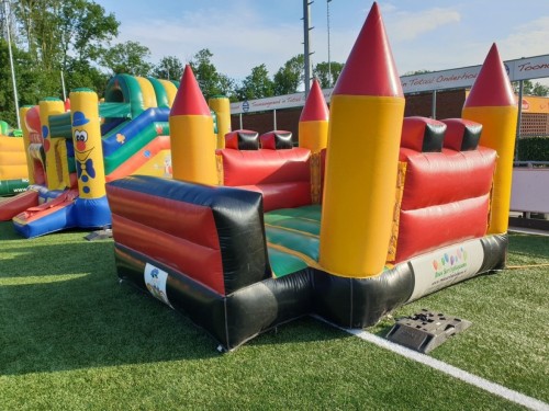 Springkussen Kasteel (rood/geel)